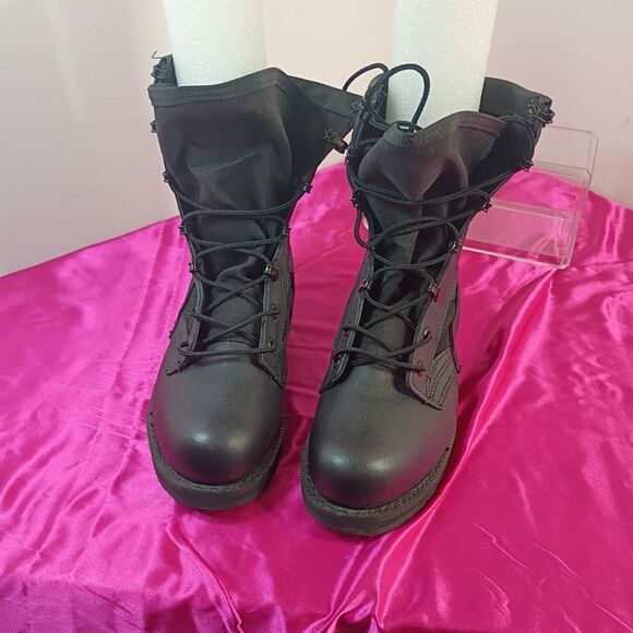 Belleville Mens SZ 4.5W Hot Weather Steel Toe Boot Black. Condition is Used main image 6